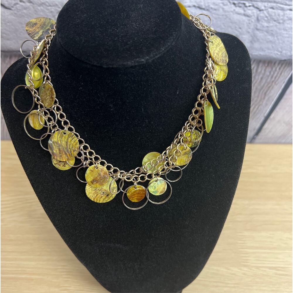 Vintage Womens Colorful Pearlescent Shell Necklace Silver Tone Rings & Chain